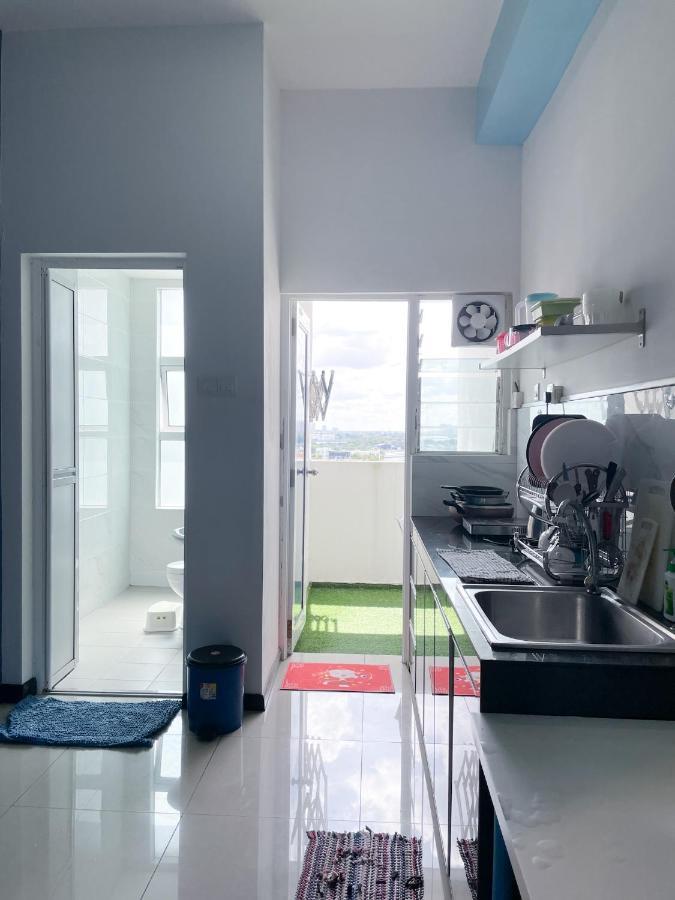 Seaview Homestay Masai By Heyday Exterior photo